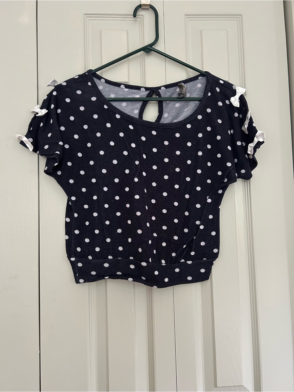 Charlotte Russe Navy & White Polka Dot Short Sleeve Crop Top